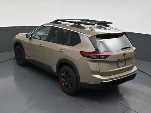 Used 2025 Nissan Rogue SV w/ Rock Creek Premium Package AWD/4WD image 18