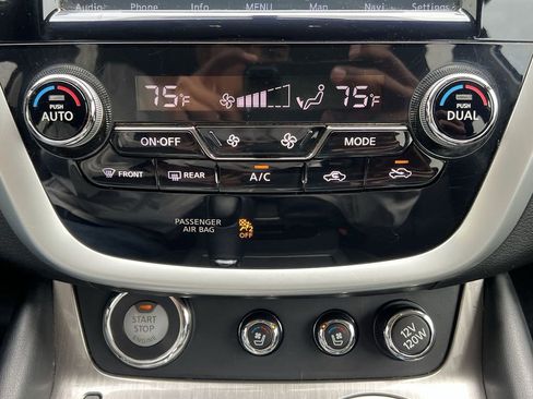 Used 2017 Nissan Murano Platinum w/ Platinum Technology Package FWD image 19