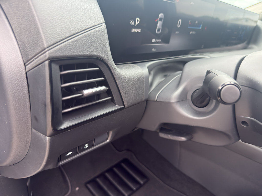 New 2027 Nissan Sentra SV FWD image 14