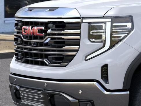 New 2026 GMC Sierra 1500 SLT w/ SLT Premium Plus Package AWD/4WD image 13
