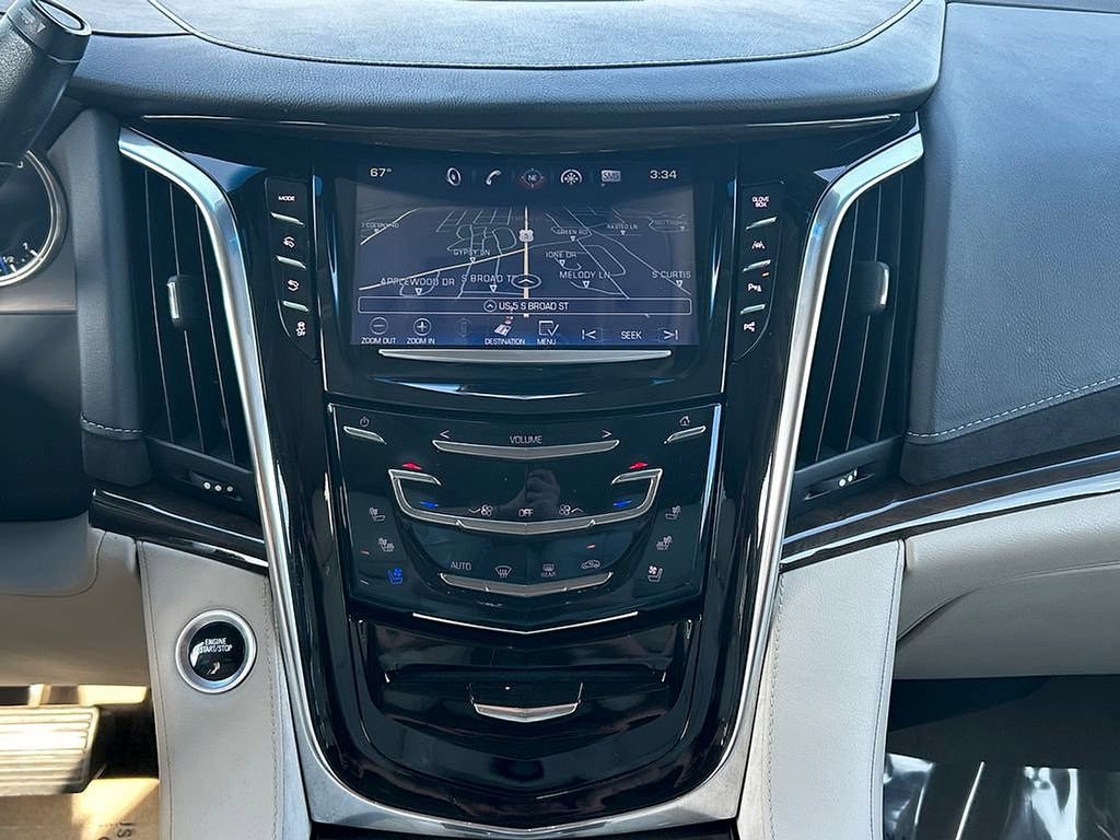 Used 2018 Cadillac Escalade Luxury AWD/4WD image 48