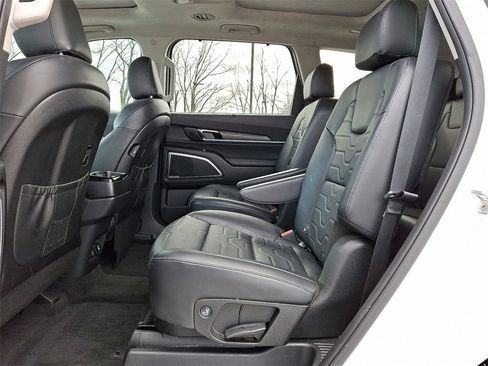 Used 2021 Kia Telluride SX w/ SX Prestige Package image 13