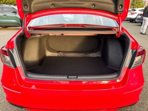 Used 2025 Honda Civic LX image 9