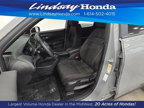 Used 2025 Honda HR-V Sport image 12