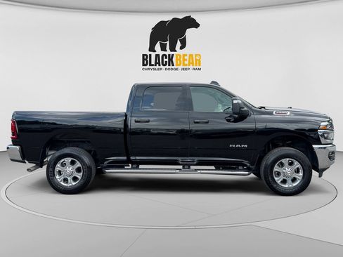 Used 2026 RAM 2500 Big Horn AWD/4WD image 2