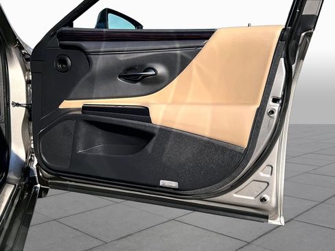 Used 2021 Lexus ES 350 w/ Premium Package FWD image 21