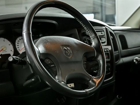 Used 2003 Dodge Ram 3500 Truck ST image 21