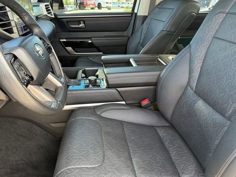 Used 2024 Toyota Tundra Limited w/ Power Package AWD/4WD image 13