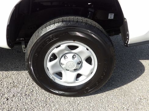 Used 2021 Toyota Tacoma SR5 image 52