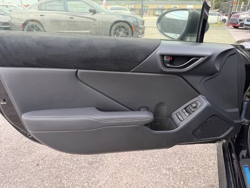 Used 2022 Toyota GR86 Premium RWD image 11