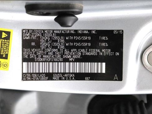 Used 2015 Toyota Highlander Limited w/ Driver Technology Package AWD/4WD image 35