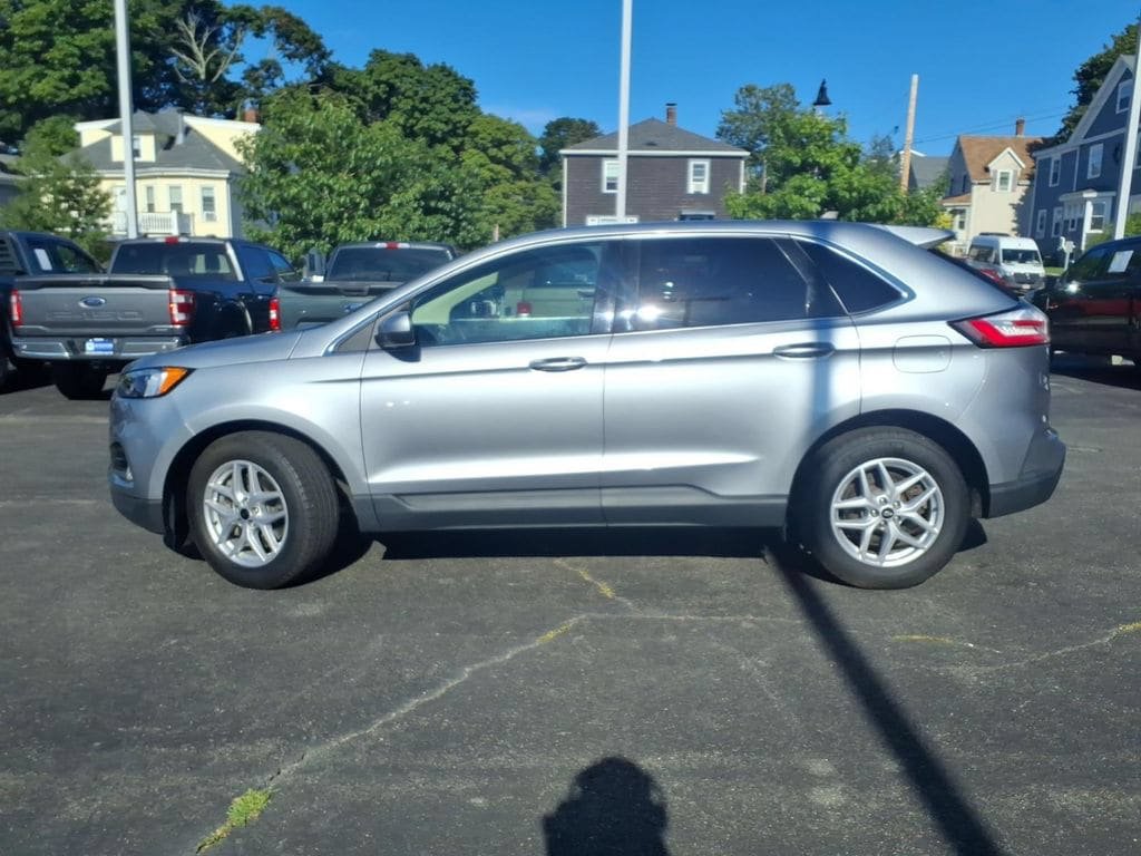 Used 2023 Ford Edge SEL AWD/4WD image 9