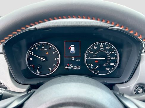 Certified 2024 Subaru Crosstrek 2.5i Limited w/ Crosstrek Mirror Package image 12