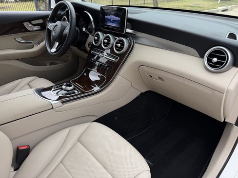 Used 2018 Mercedes-Benz GLC 300 image 16
