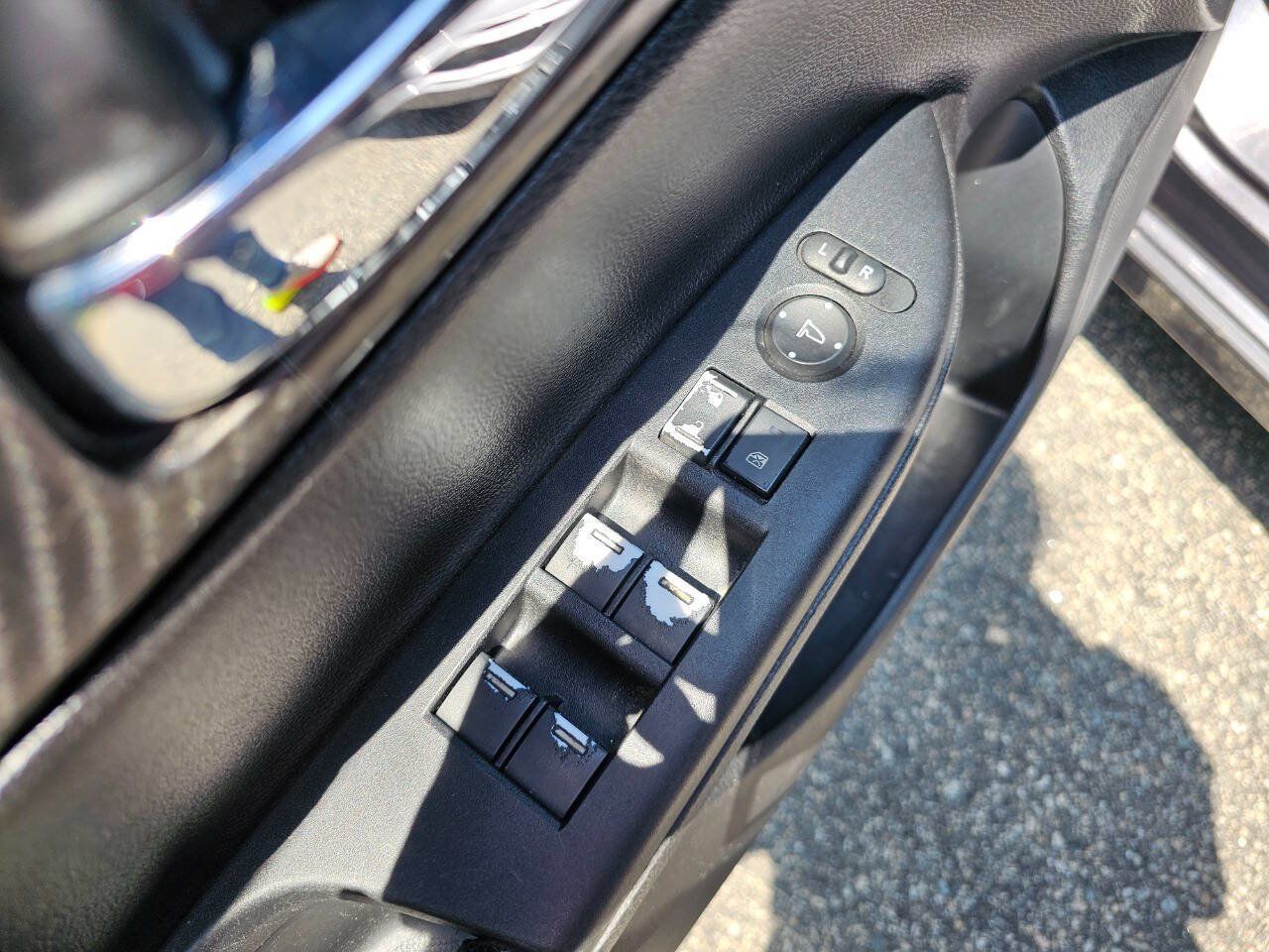Used 2017 Honda Accord Sport image 10