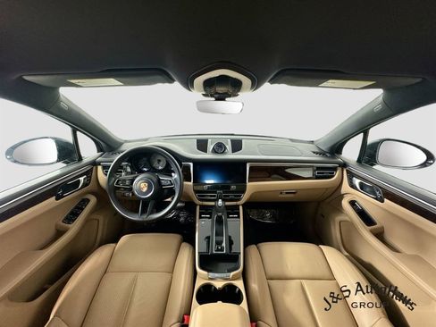 Used 2022 Porsche Macan S AWD/4WD image 28