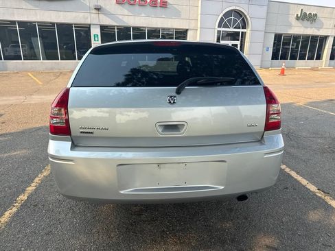 Used 2007 Dodge Magnum SXT w/ Convenience Group III AWD/4WD image 8