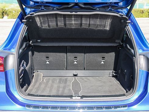 Certified 2025 Mercedes-Benz GLA 250 4MATIC image 25