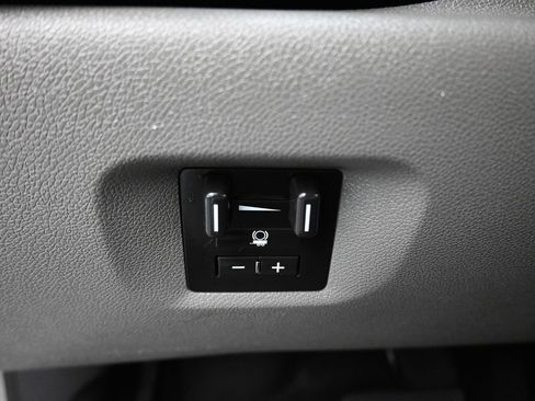 Used 2013 Chevrolet Silverado 3500 W/T image 25