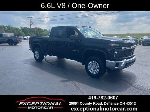 Used 2024 Chevrolet Silverado 2500 LT AWD/4WD image 10