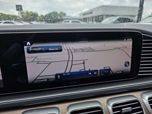 New 2026 Mercedes-Benz GLS 450 4MATIC image 10