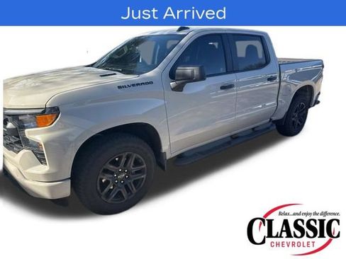 Used 2026 Chevrolet Silverado 1500 Custom w/ Turbomax Blackout Package image 5