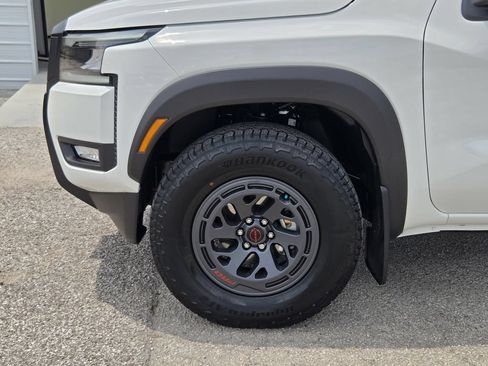 Used 2026 Nissan Frontier Pro-X RWD image 8