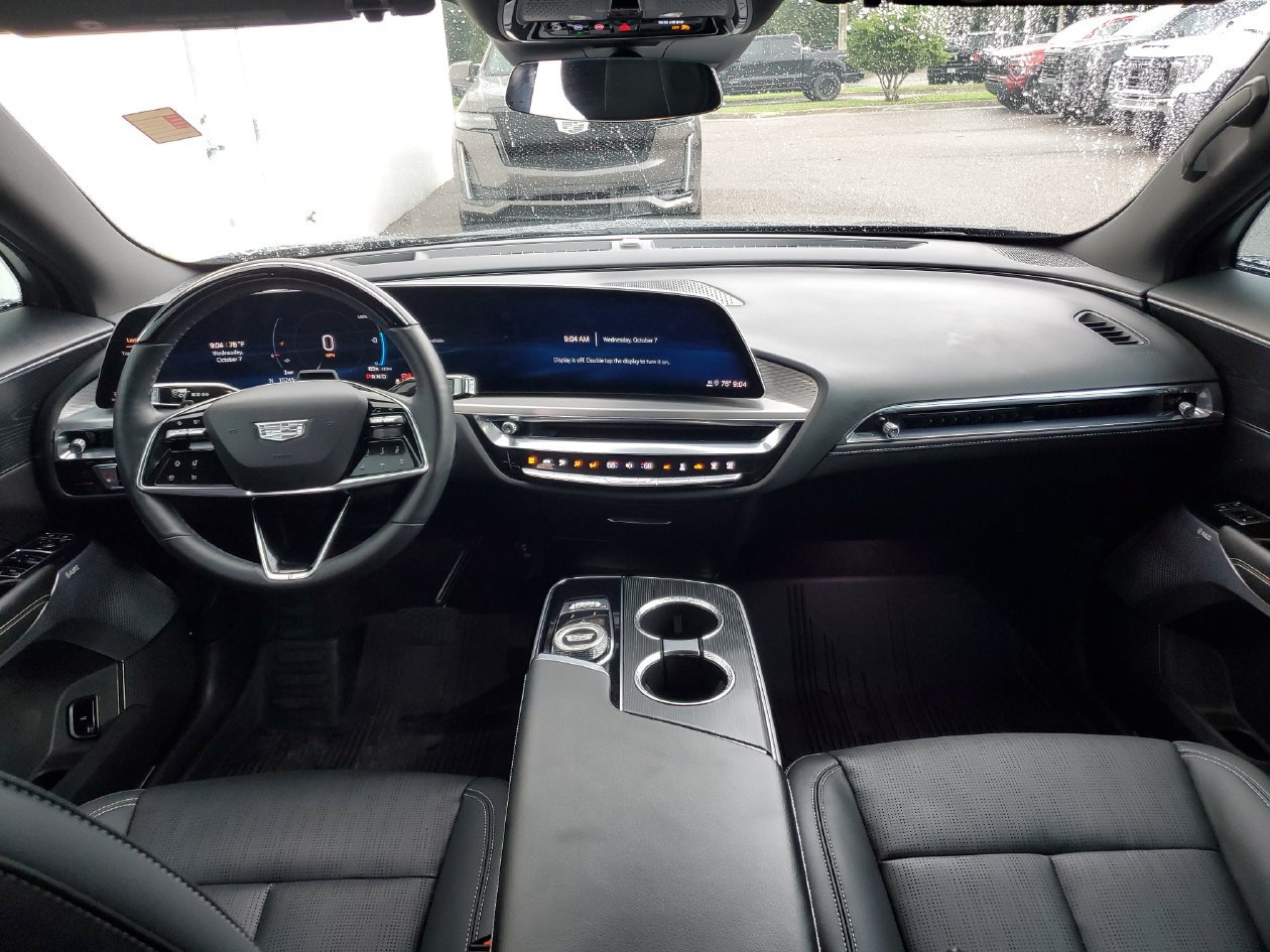 Used 2024 Cadillac Lyriq Sport w/ LPO, Floor Liner Package AWD/4WD image 12