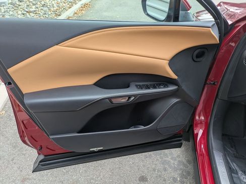 Used 2025 Lexus RX 350 AWD image 13