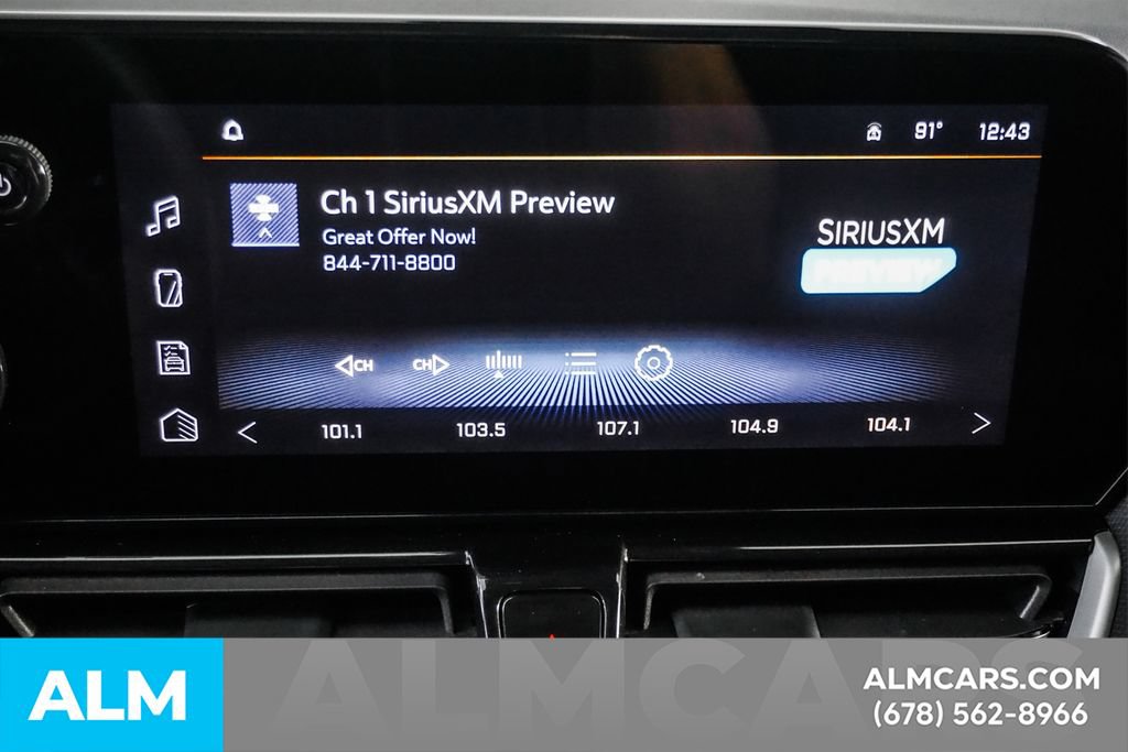 Used 2025 Chevrolet TrailBlazer LT AWD/4WD image 34