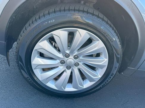 Used 2022 Land Rover Discovery Sport S image 7