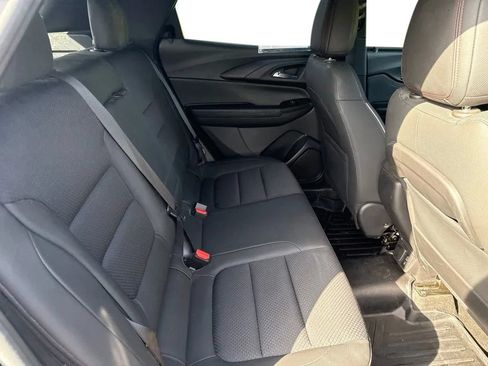 Used 2022 Chevrolet TrailBlazer RS w/ Technology Package AWD/4WD image 30