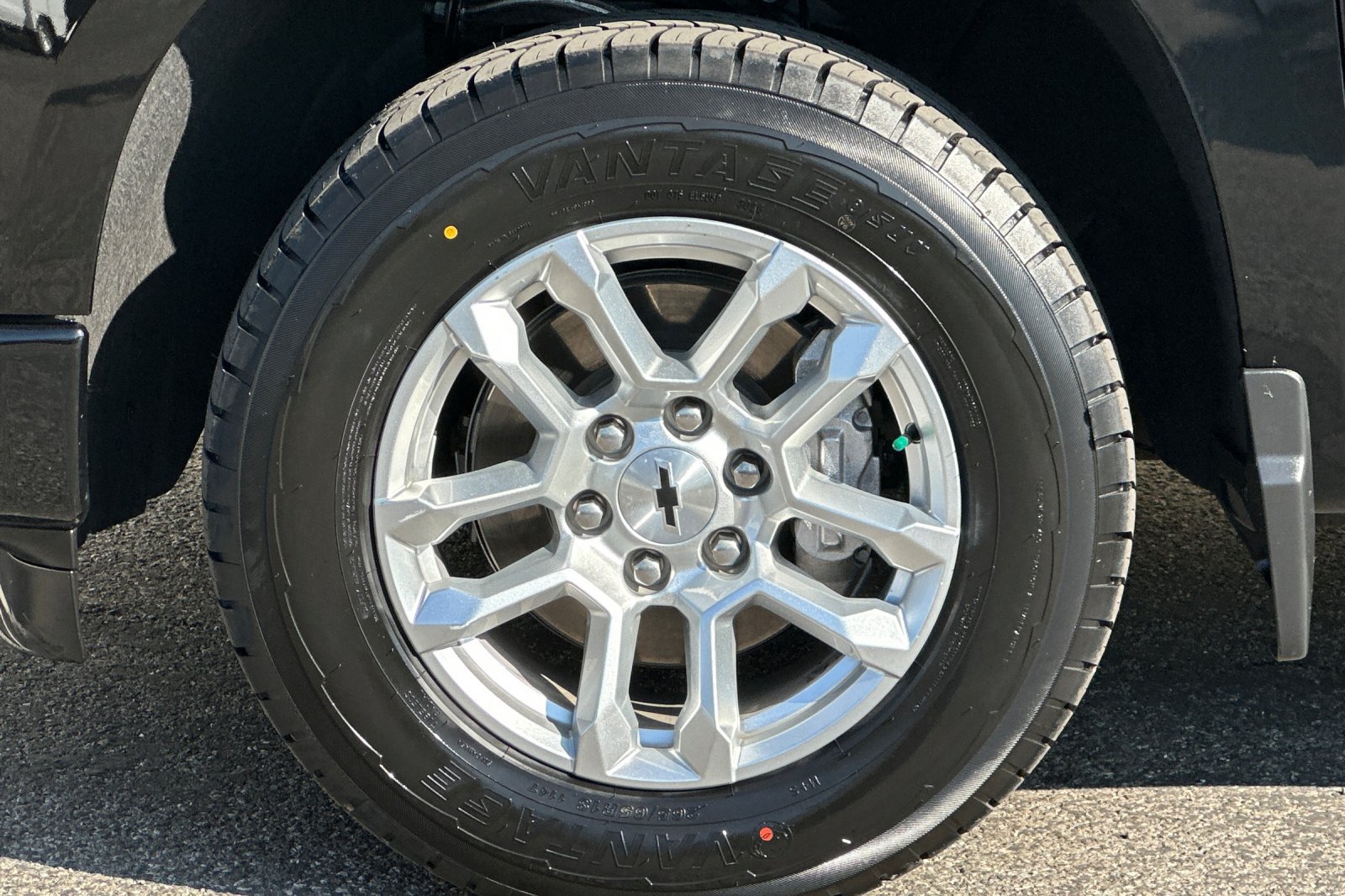 Certified 2026 Chevrolet Silverado 1500 RST RWD image 36