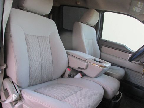 Used 2010 Ford F150 Lariat image 19