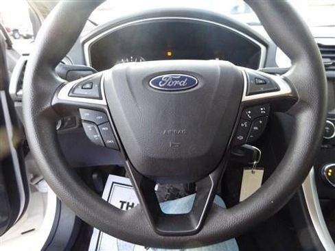 Used 2013 Ford Fusion SE image 13