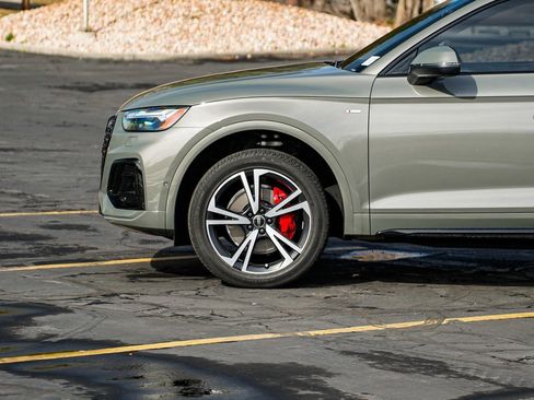 Used 2025 Audi Q5 Prestige image 8