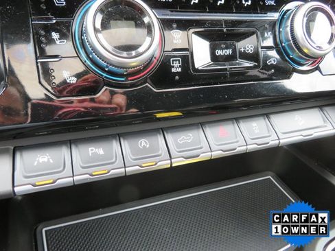 Used 2025 GMC Sierra 1500 AT4 w/ AT4 Premium Package image 34