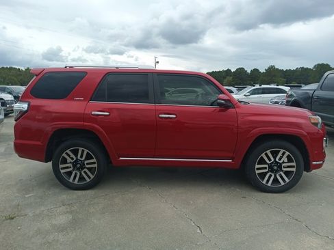 Used 2018 Toyota 4Runner Limited image 2