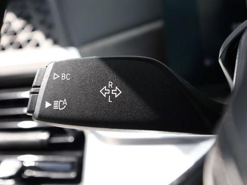 Used 2024 BMW X5 xDrive40i image 42