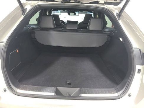 Certified 2022 Toyota Venza Limited AWD/4WD image 34