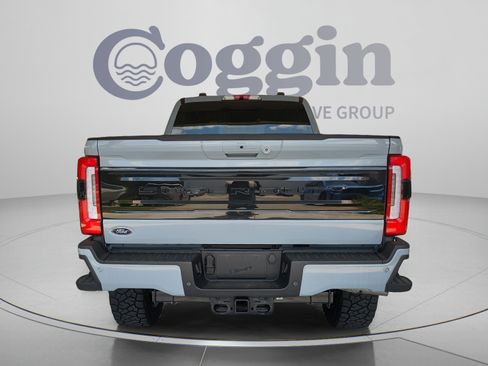 Used 2026 Ford F250 Platinum AWD/4WD image 4