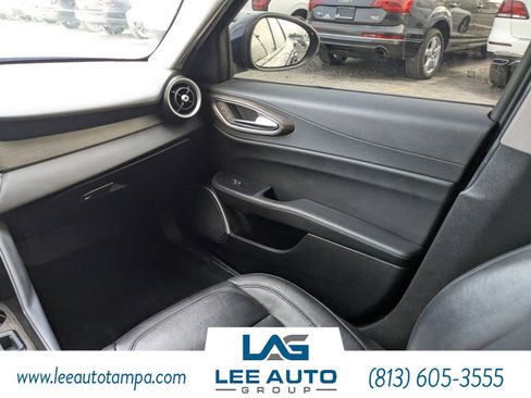Used 2021 Alfa Romeo Giulia Ti w/ Nero Edizione image 16