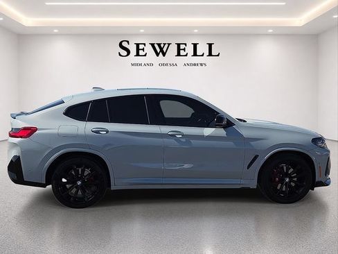 Used 2022 BMW X4 M40i AWD/4WD image 5