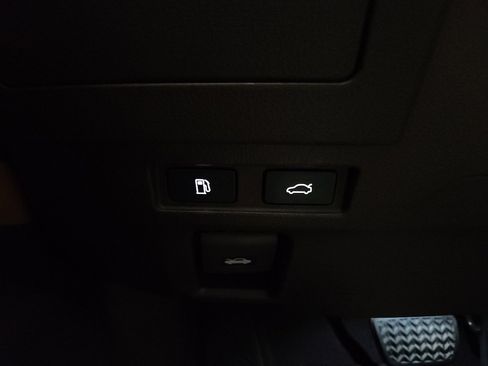 Used 2019 Lexus ES 350 Luxury w/ Accessory Package 2 image 11