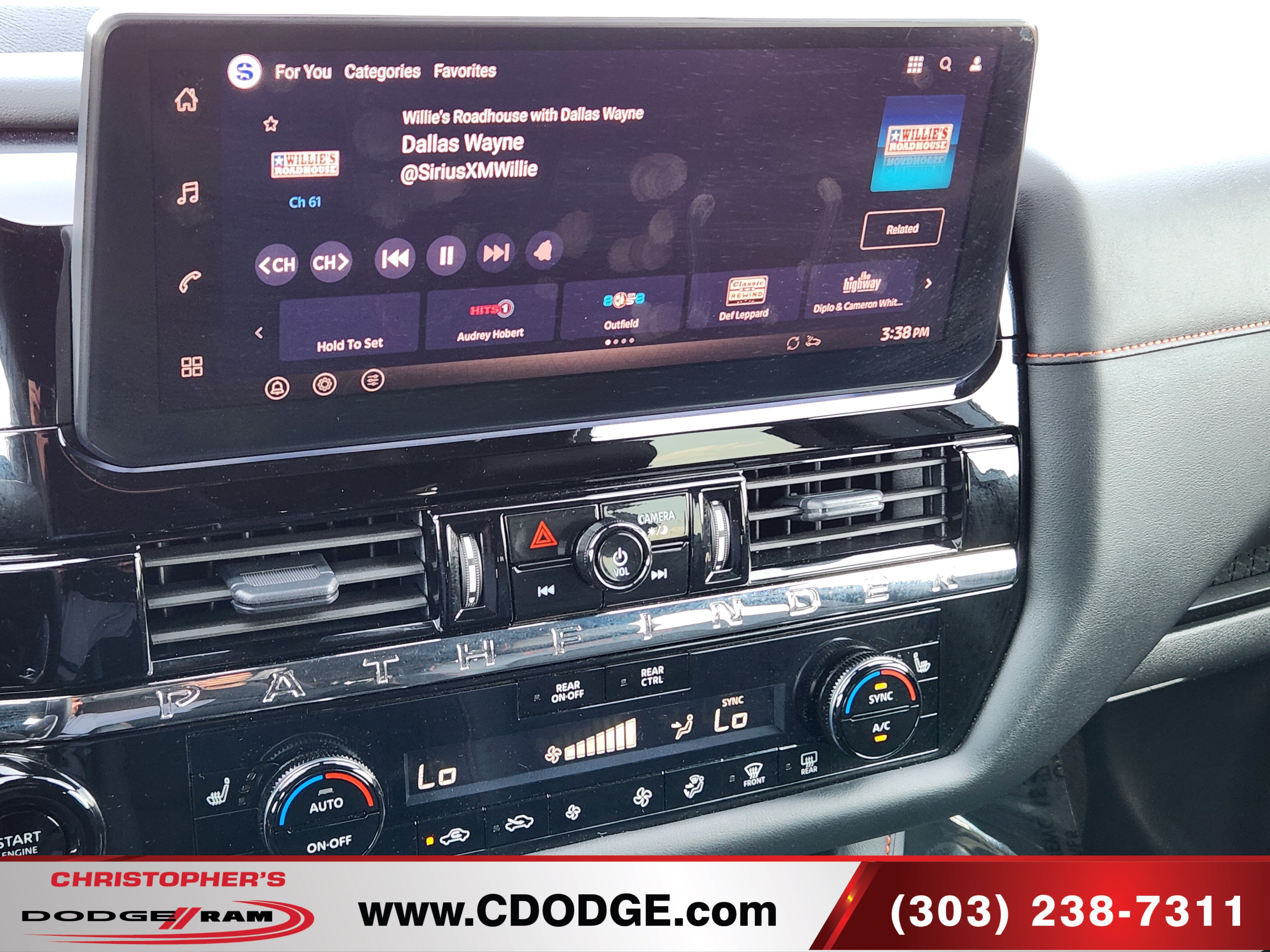 Used 2026 Nissan Pathfinder Rock Creek AWD/4WD image 12