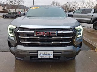 Used 2025 GMC Terrain Elevation video 2