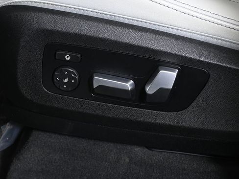 Certified 2024 BMW X5 xDrive40i w/ M Sport Package image 26