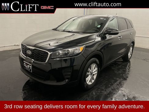 Used 2020 Kia Sorento LX FWD image 1