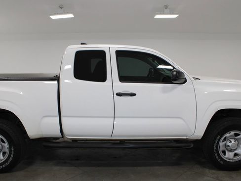 Used 2023 Toyota Tacoma SR image 12