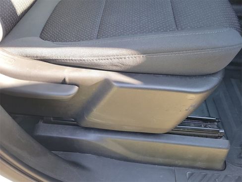 Used 2022 Chevrolet Silverado 1500 W/T w/ WT Value Package image 32